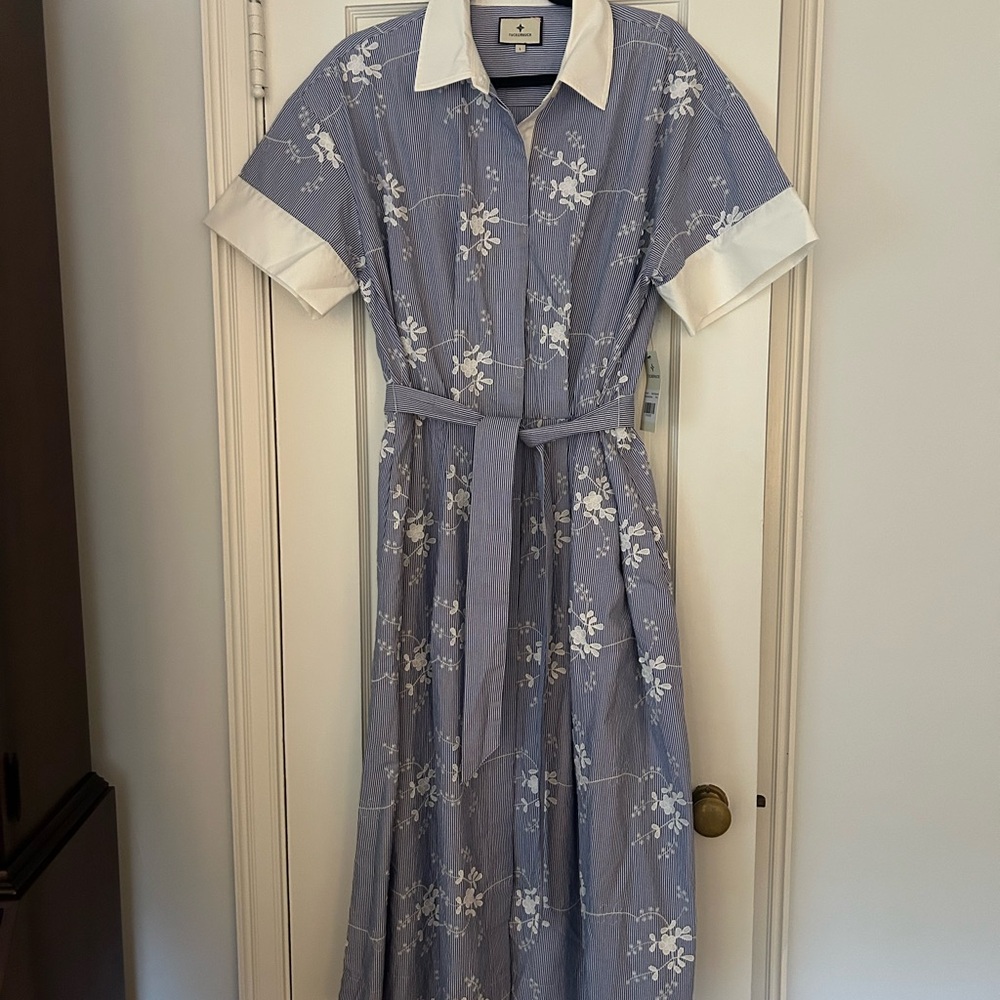 Tuckernuck Blue and White Floral Midi Dress